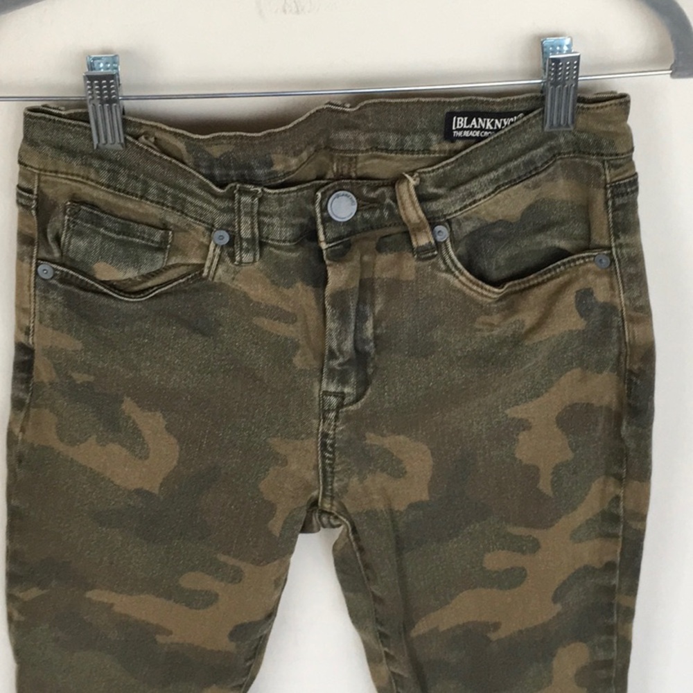 Blank NYC Camo Ankle Jeans - Picture 4 of 6
